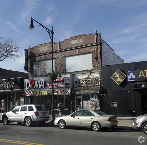 30-22 Steinway St, Astoria, NY for sale - Building Photo - Image 2 of 9