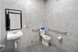 8195 Custer Rd, Frisco, TX for lease Building Photo- Image 1 of 4