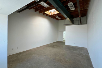 3221 S Hill St, Los Angeles, CA for lease Interior Photo- Image 2 of 3