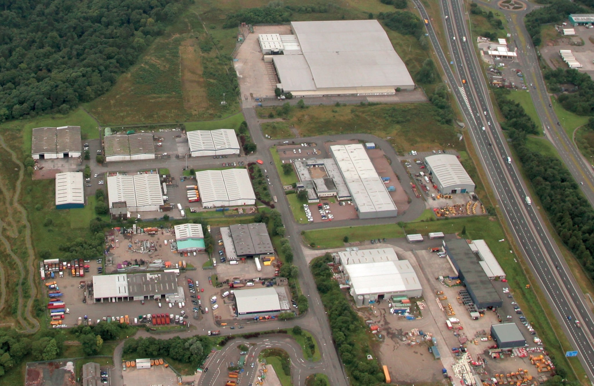 4 South Wardpark Pl, Cumbernauld for sale Primary Photo- Image 1 of 1