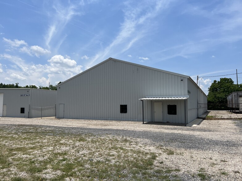 2821 29th Ave N, Birmingham, AL for lease - Building Photo - Image 1 of 5