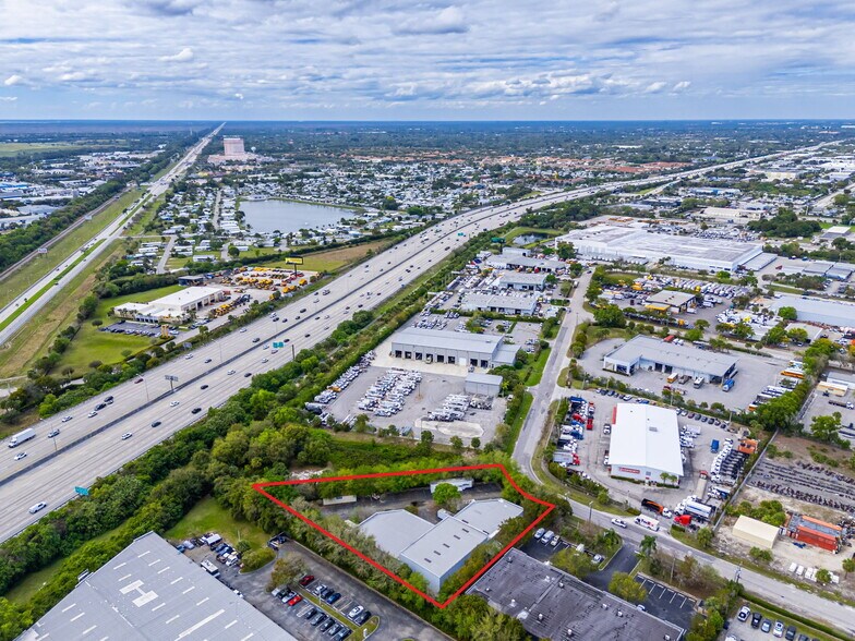 3709 Interstate Park Rd S, Riviera Beach, FL for sale - Building Photo - Image 3 of 38