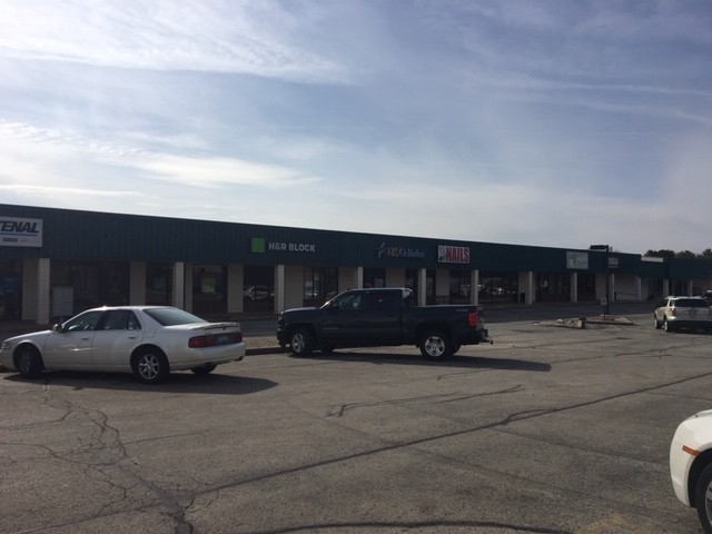 720-760 W Broadway St, Berlin, WI for lease - Building Photo - Image 2 of 7