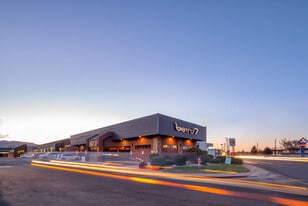 Sierra Meadows Plaza - Bar