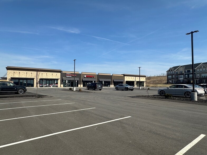 4075-4089 Adair Ave, Valencia, PA for lease - Building Photo - Image 2 of 18