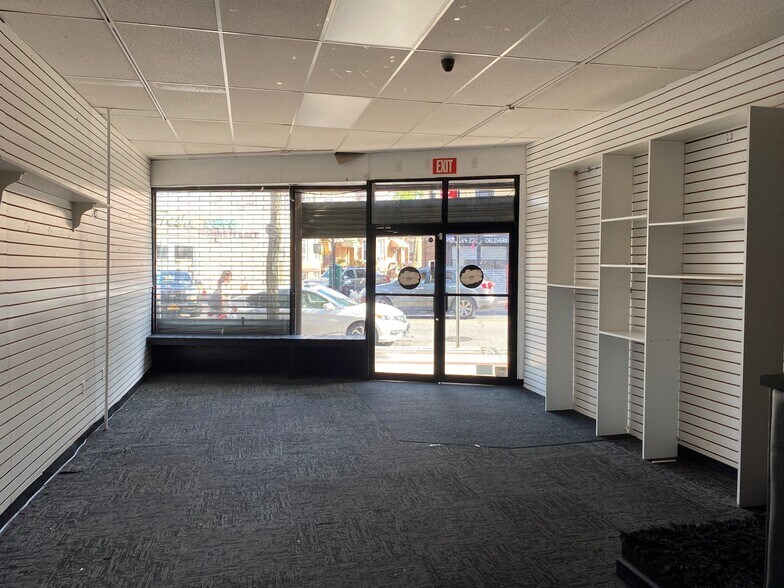 60-03 Myrtle Ave, Ridgewood, NY for sale - Building Photo - Image 1 of 1