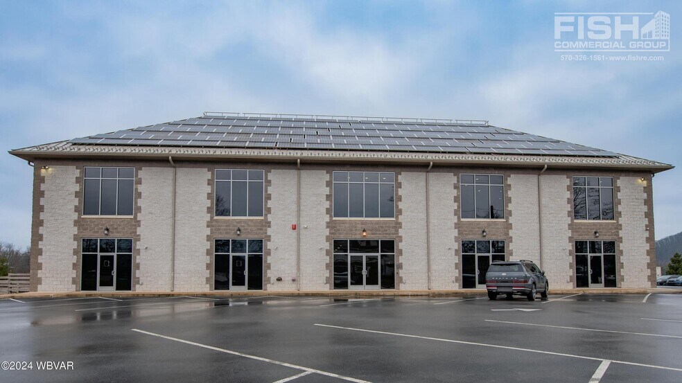 635 N Loyalsock Ave, Montoursville, PA for lease - Building Photo - Image 2 of 17