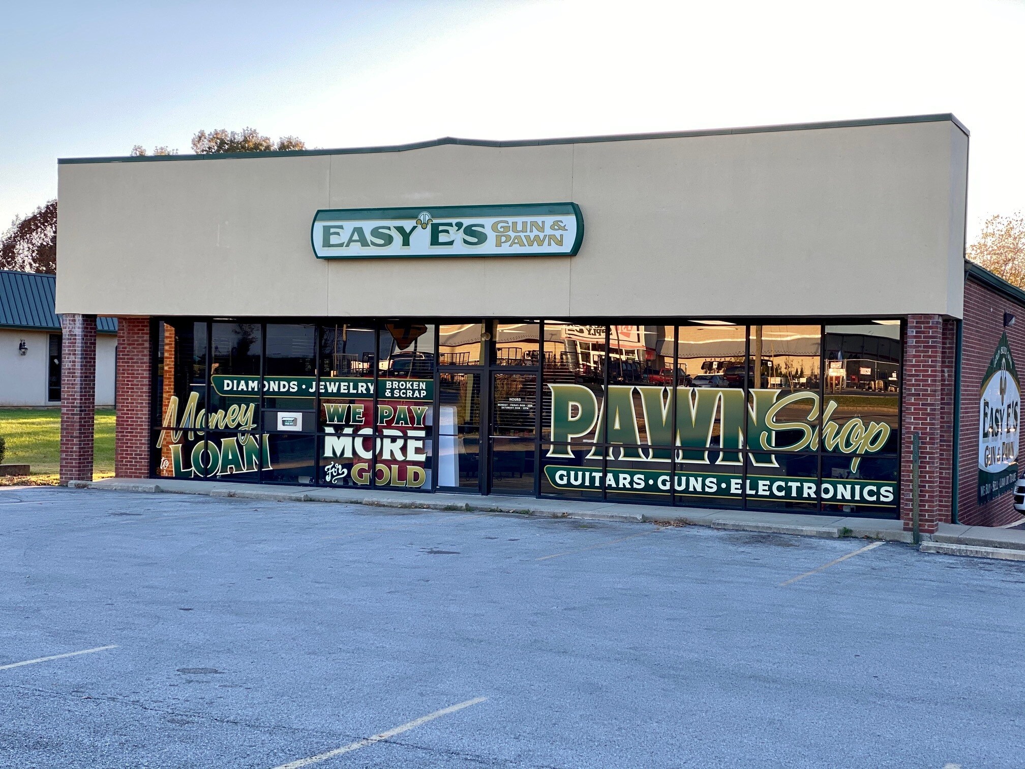 1560 N Main St, Beaver Dam, KY for sale Primary Photo- Image 1 of 1