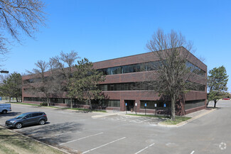 More details for 6 Pine Tree Dr, Arden Hills, MN - Office for Lease