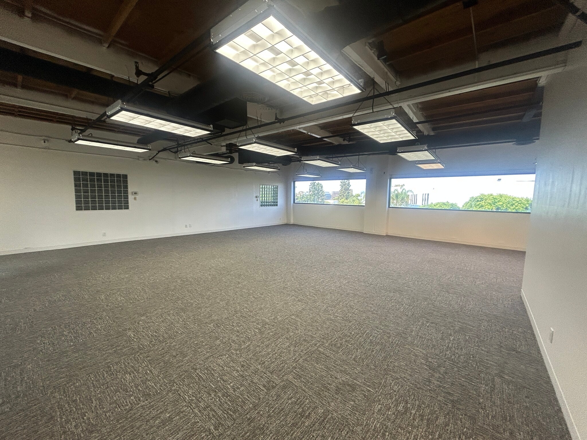 5601 W Slauson Ave, Culver City, CA for lease Interior Photo- Image 1 of 9