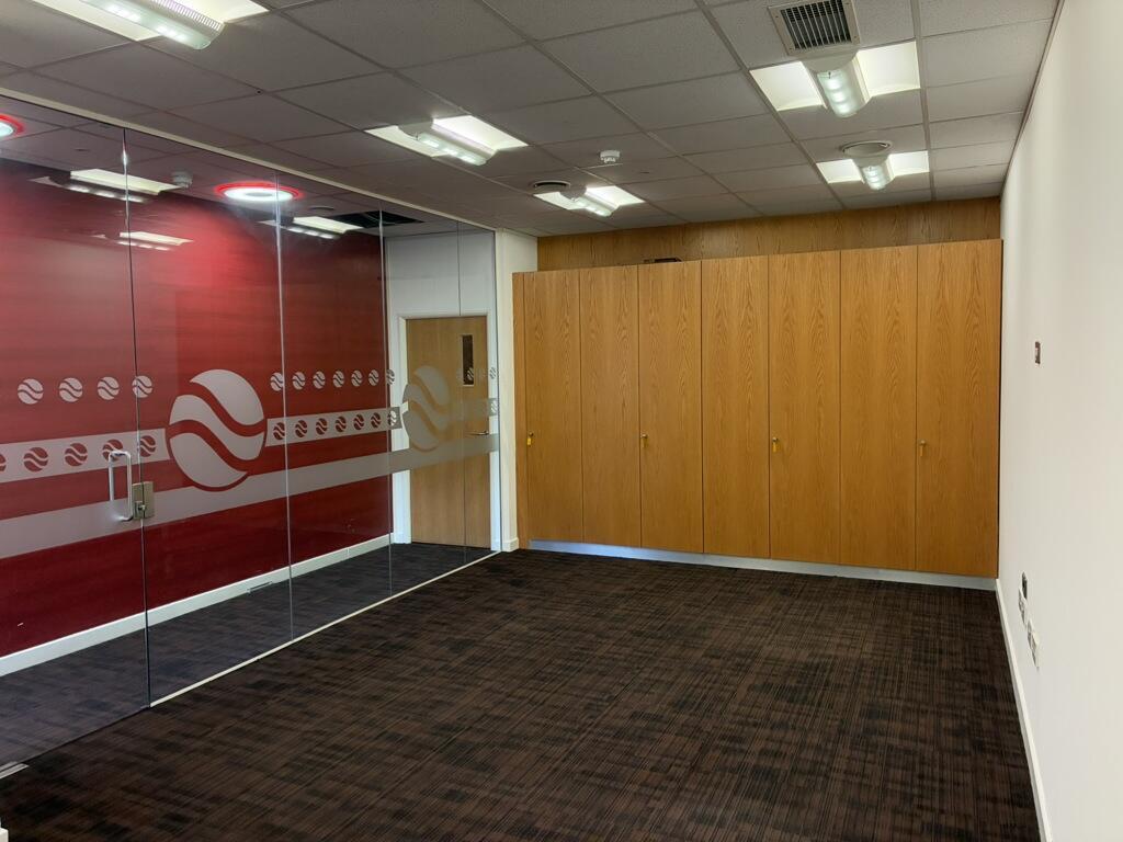 5-8 Vermont Pl, Milton Keynes for lease Interior Photo- Image 1 of 6