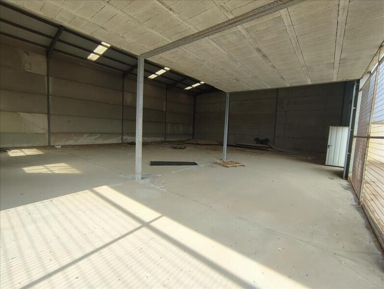 Industrial in Mérida, Badajoz for sale - Interior Photo - Image 2 of 7