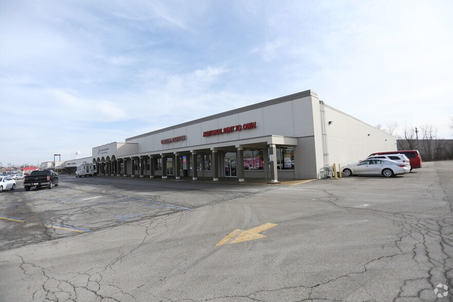 8 Lincoln Ctr, Troy, MO for lease - Primary Photo - Image 1 of 2