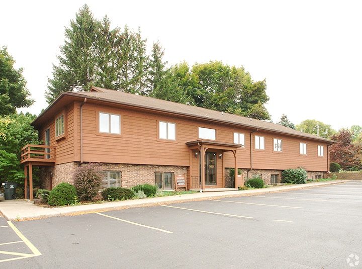 888 Long Pond Rd, Greece, NY for lease - Building Photo - Image 3 of 40