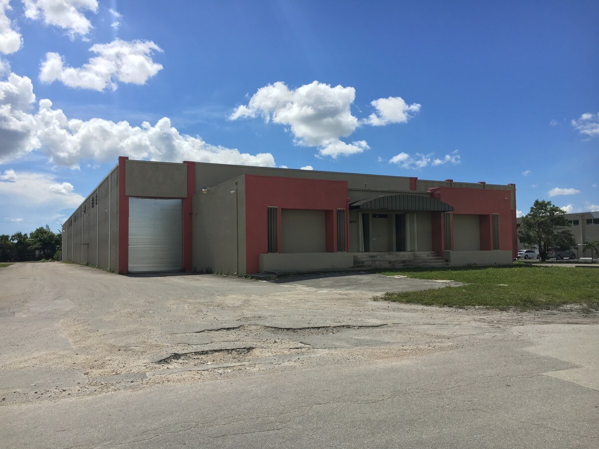 13015 NW 45th Ave, Opa Locka, FL 33054