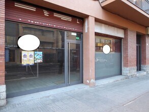 Retail in Vic, Barcelona for lease Building Photo- Image 1 of 5