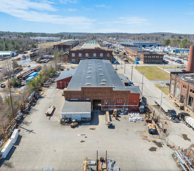 1400 Iron Horse Park, North Billerica, MA for lease - Building Photo - Image 1 of 12