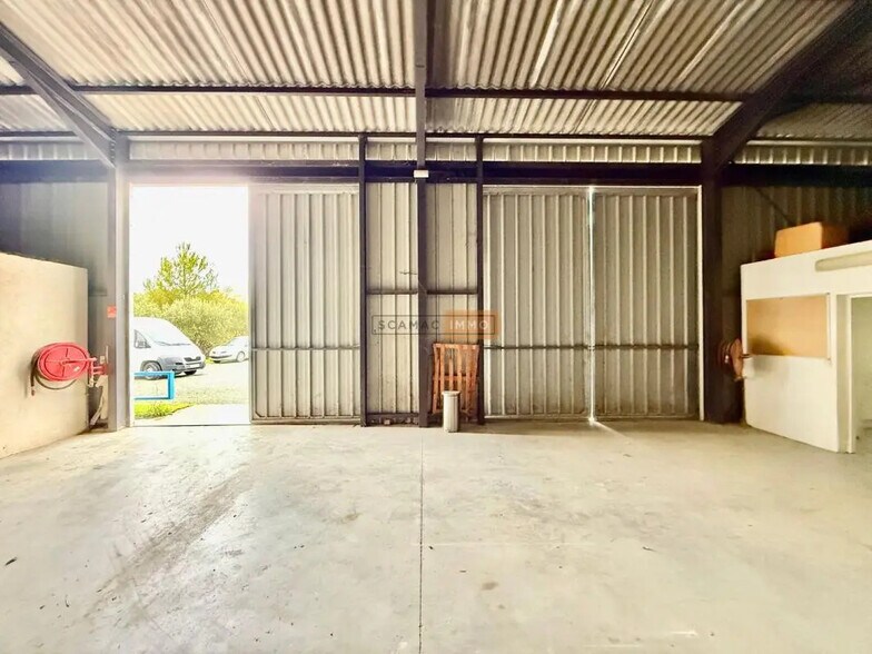 Industrial in Roquebrune-sur-Argens for lease - Interior Photo - Image 3 of 5