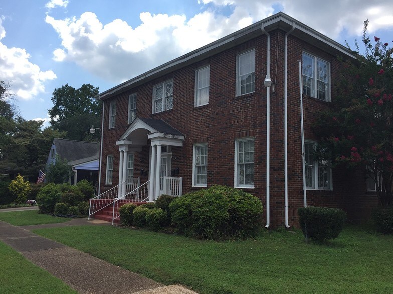 621 Canal St NE, Decatur, AL 35601