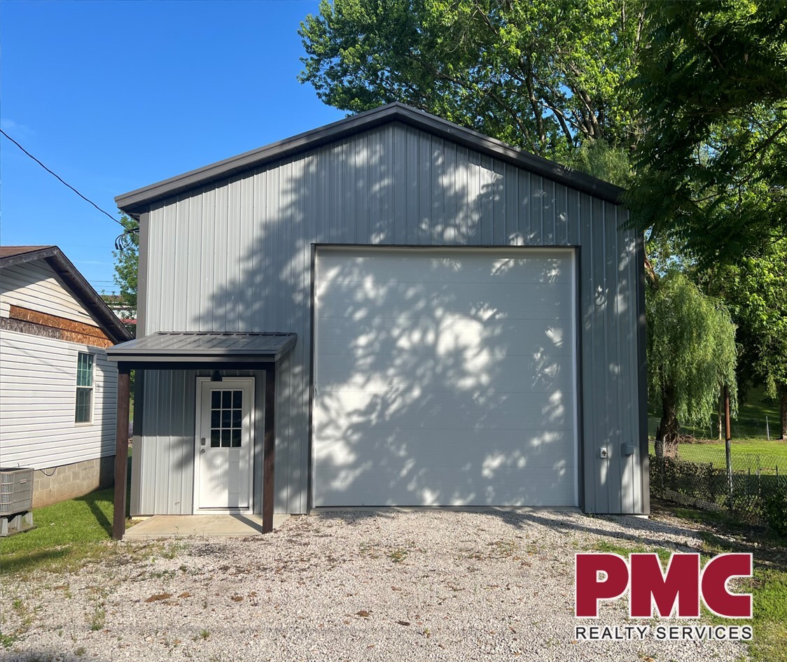 3503 12th Ave, Vienna, WV for sale Primary Photo- Image 1 of 1