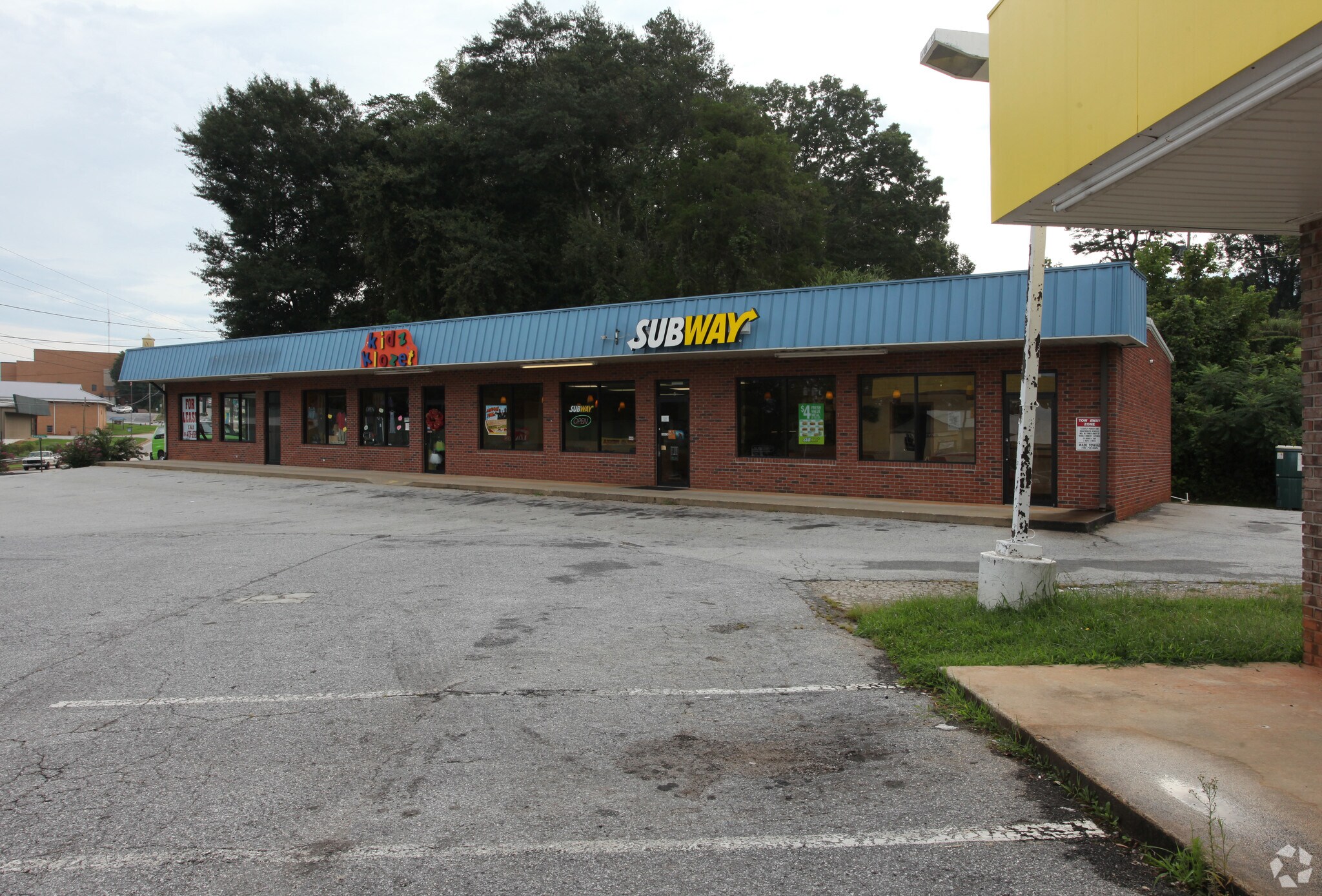 336 Monroe St, Clarkesville, GA for sale Primary Photo- Image 1 of 1