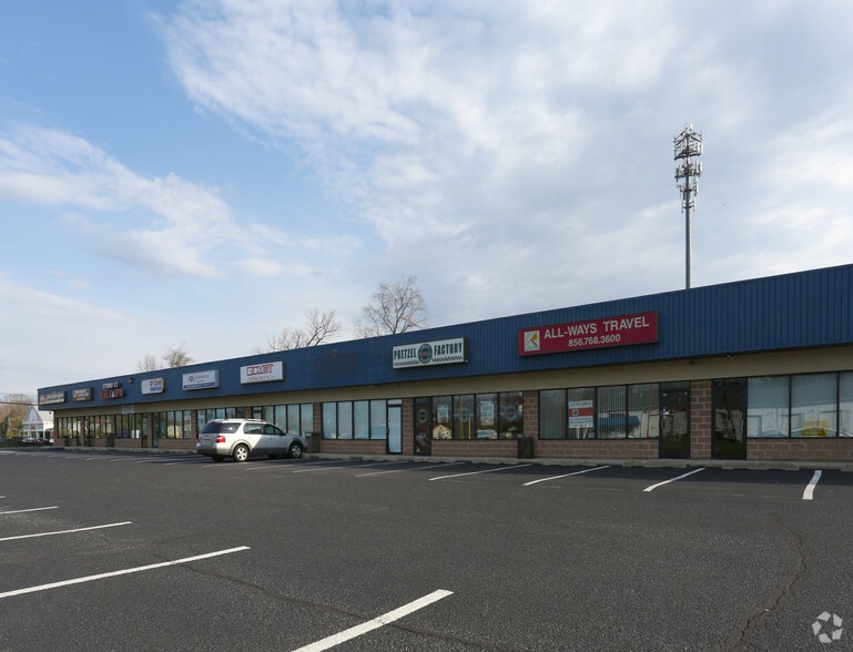 421 S Route 73, Berlin, NJ for lease - Building Photo - Image 1 of 3