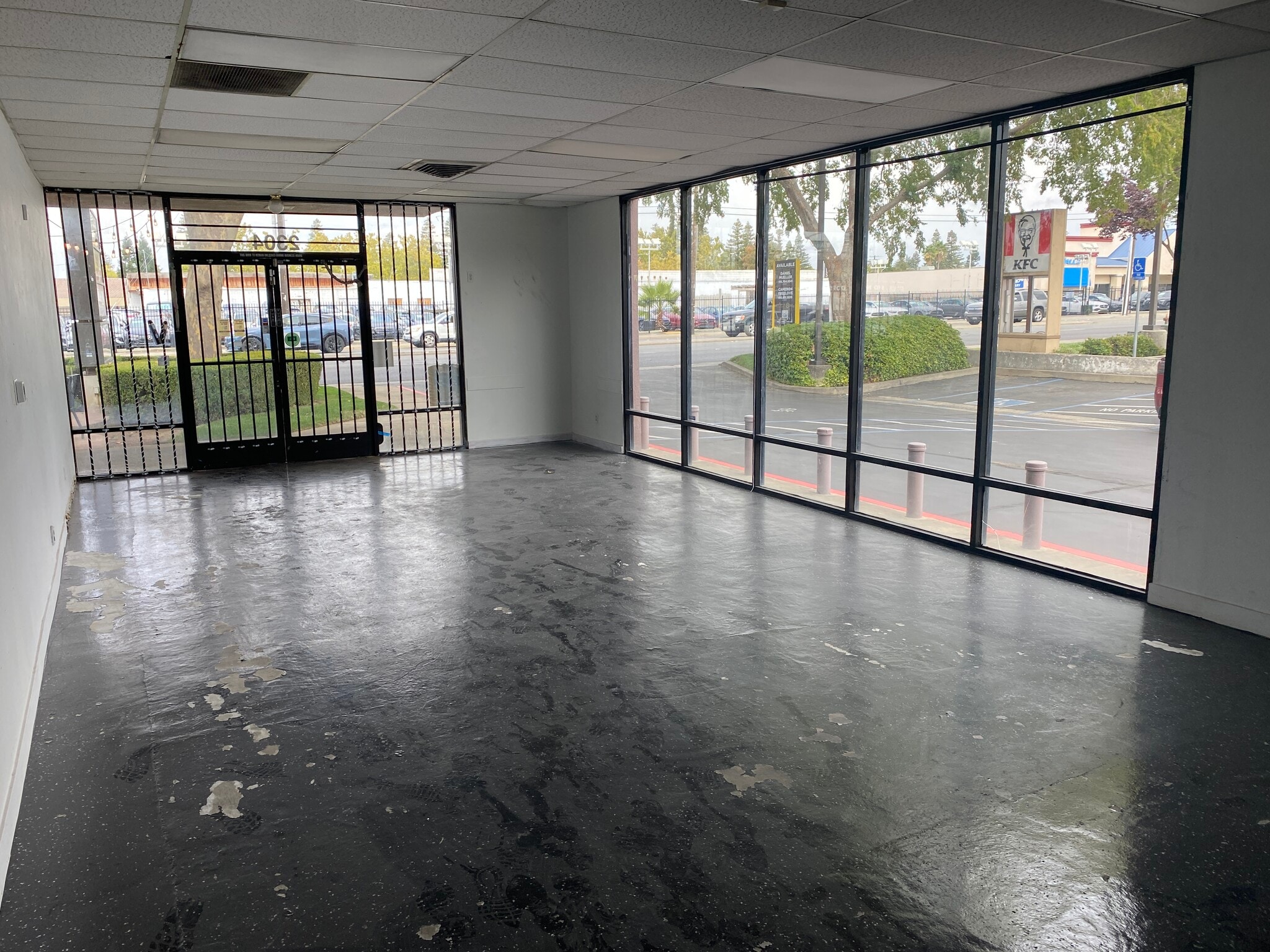 2300-2304 Arden Way, Sacramento, CA for lease Interior Photo- Image 1 of 4