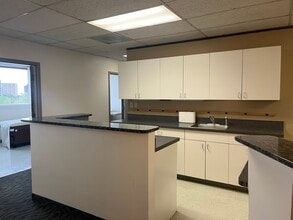 8200 E Belleview Ave, Greenwood Village, CO for lease Building Photo- Image 2 of 3