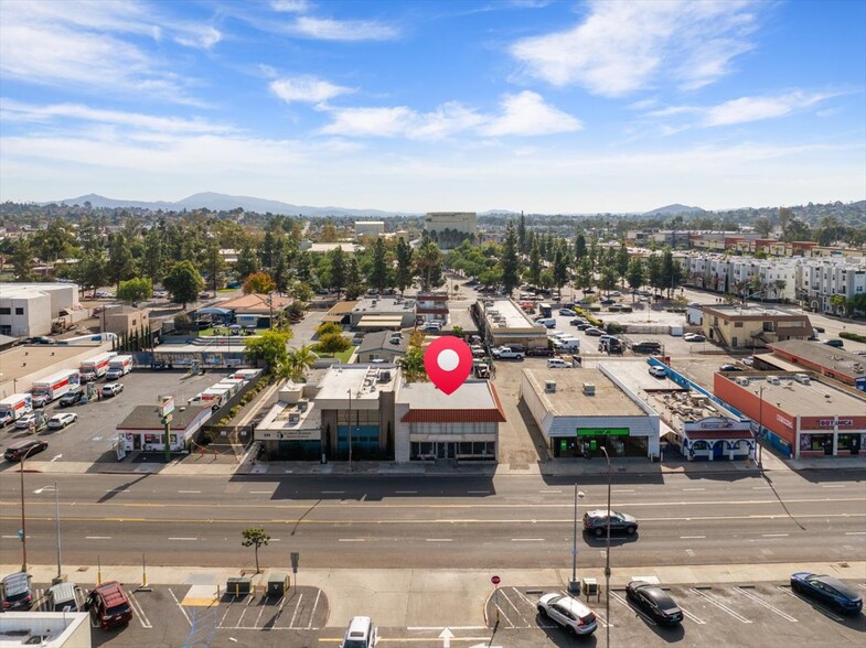 239 W Washington Ave, Escondido, CA for sale - Building Photo - Image 1 of 32