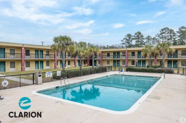 500 Chris Dr, West Columbia, SC for sale - Building Photo - Image 1 of 1