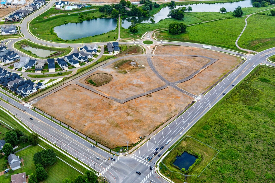 June Lake Blvd, Spring Hill, TN for sale - Building Photo - Image 2 of 3