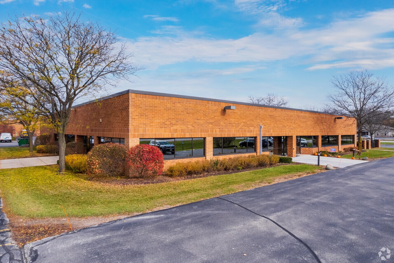 2835 S Moorland Rd, New Berlin, WI 53151