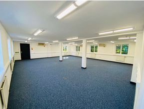 Tollbar Way, Southampton for lease Interior Photo- Image 2 of 7