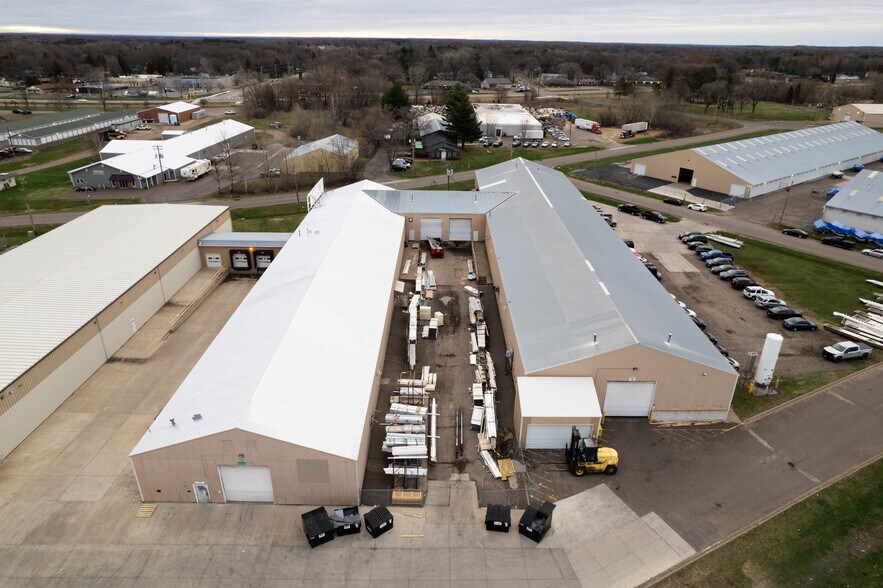 26405-26424 Fallbrook Ave, Wyoming, MN for sale - Building Photo - Image 1 of 1