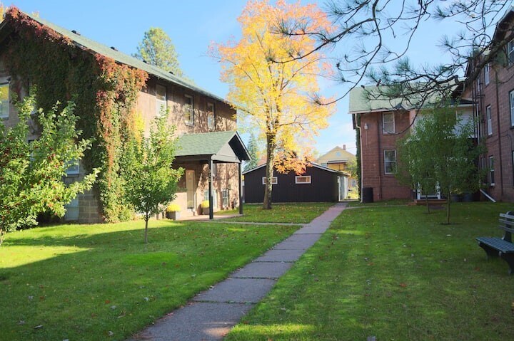 930 89th Ave W, Duluth, MN for sale Primary Photo- Image 1 of 1