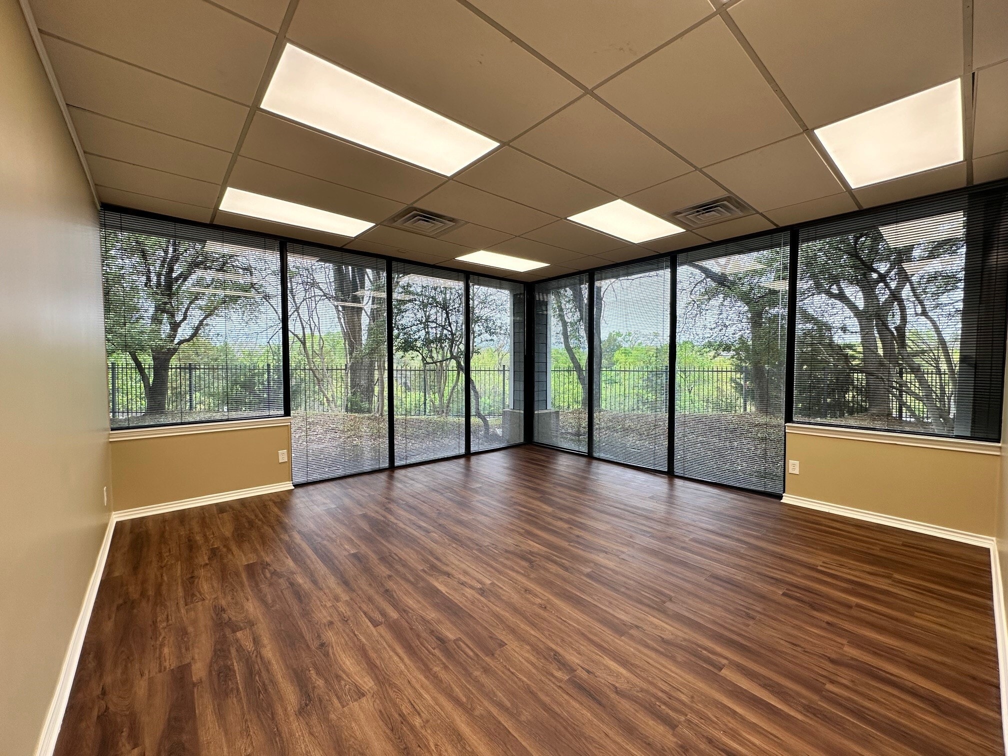 16135 Preston Rd, Dallas, TX for lease Interior Photo- Image 1 of 1