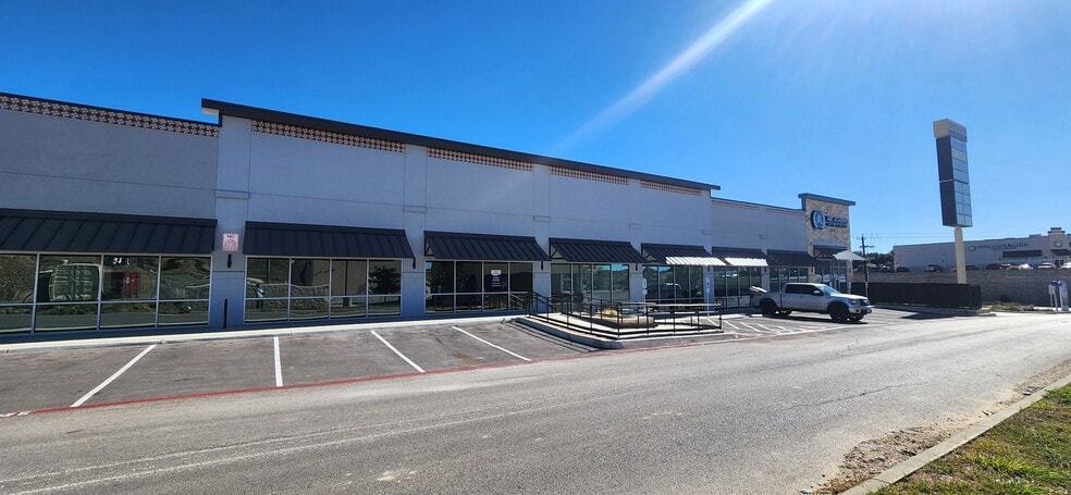 NEC Of Loop 1604 And Lookout Rd, San Antonio, TX for lease - Building Photo - Image 2 of 10