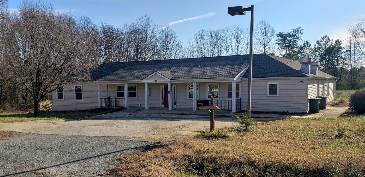 624 Jones St, Appomattox, VA for sale Primary Photo- Image 1 of 1