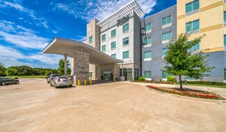 More details for 409 N Clark Rd, Cedar Hill, TX - Hospitality for Sale