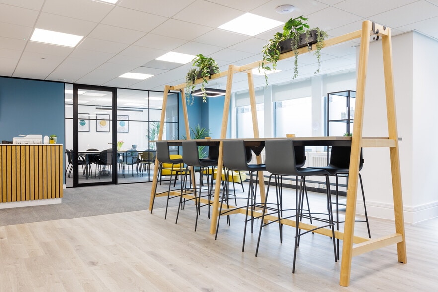 Greyfriars Rd, Cardiff for lease - Interior Photo - Image 1 of 15