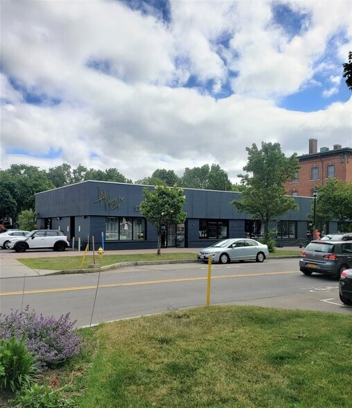 714-730 University Ave, Rochester, NY for lease - Building Photo - Image 1 of 4