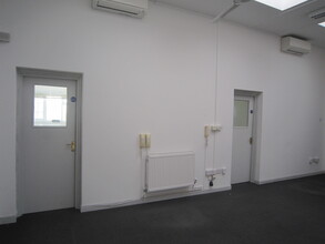 36-38 Church Rd, Burgess Hill for lease Interior Photo- Image 2 of 6