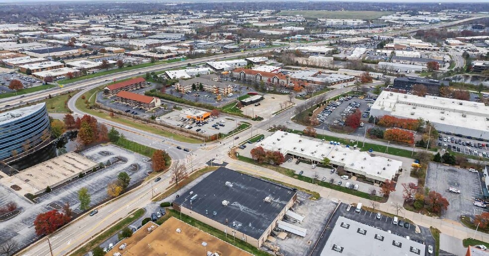 11829 Lackland Rd, Saint Louis, MO for sale - Building Photo - Image 3 of 4