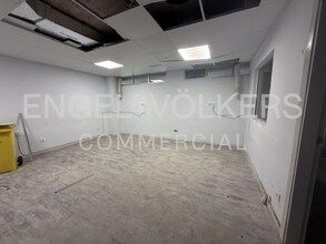 Retail in Madrid, Madrid for lease Interior Photo- Image 1 of 5