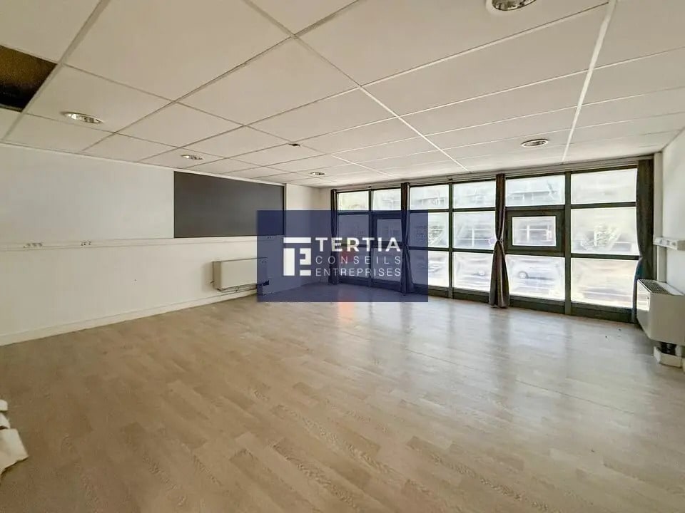 Office in Montpellier for lease Building Photo- Image 1 of 9