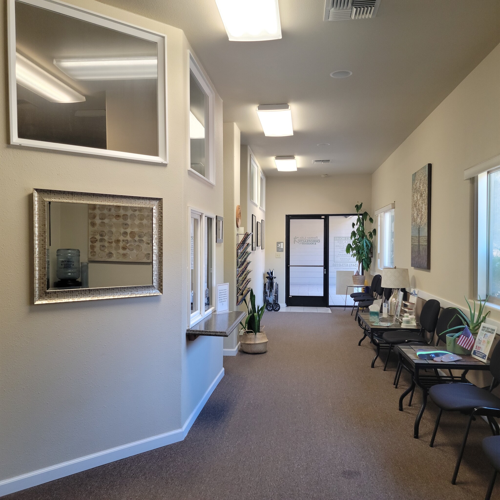 2460 NW Troost St, Roseburg, OR for lease Lobby- Image 1 of 22