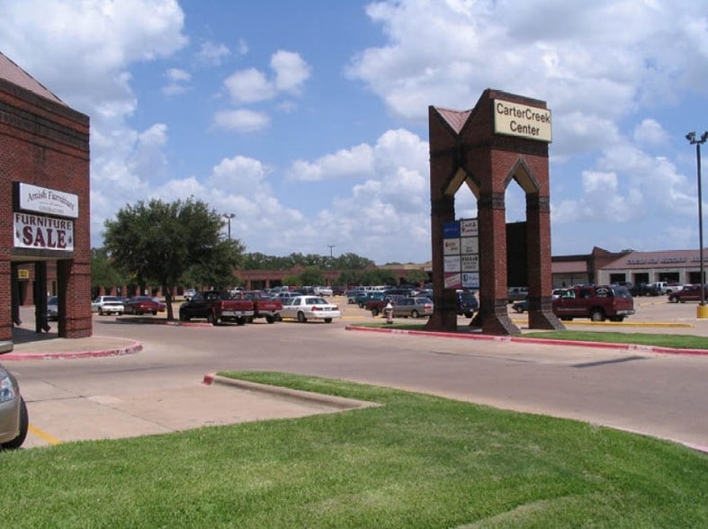 4001 E 29th St, Bryan, TX for lease - Primary Photo - Image 1 of 7