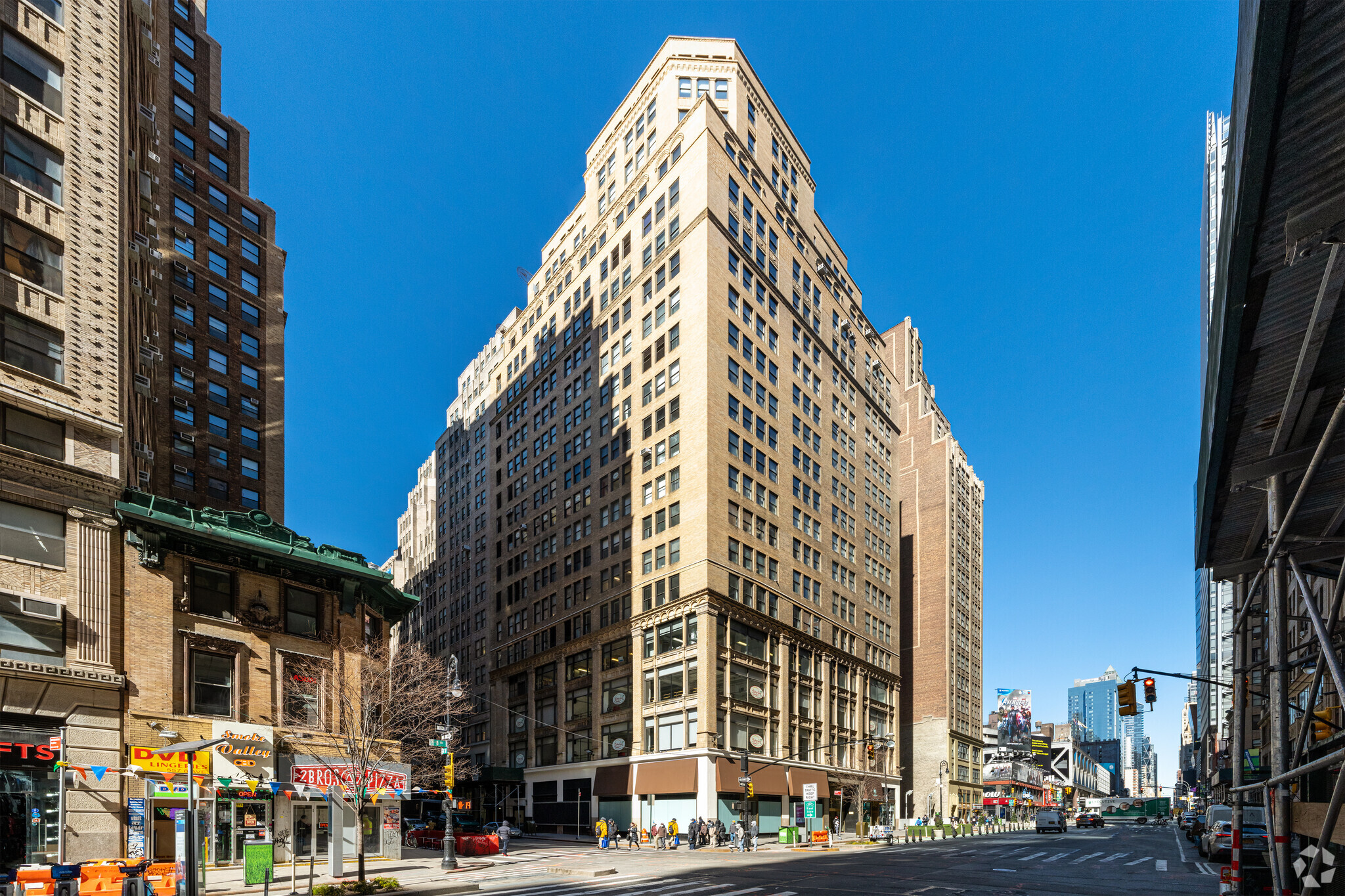 575 8th Ave, New York, NY for lease Building Photo- Image 1 of 6