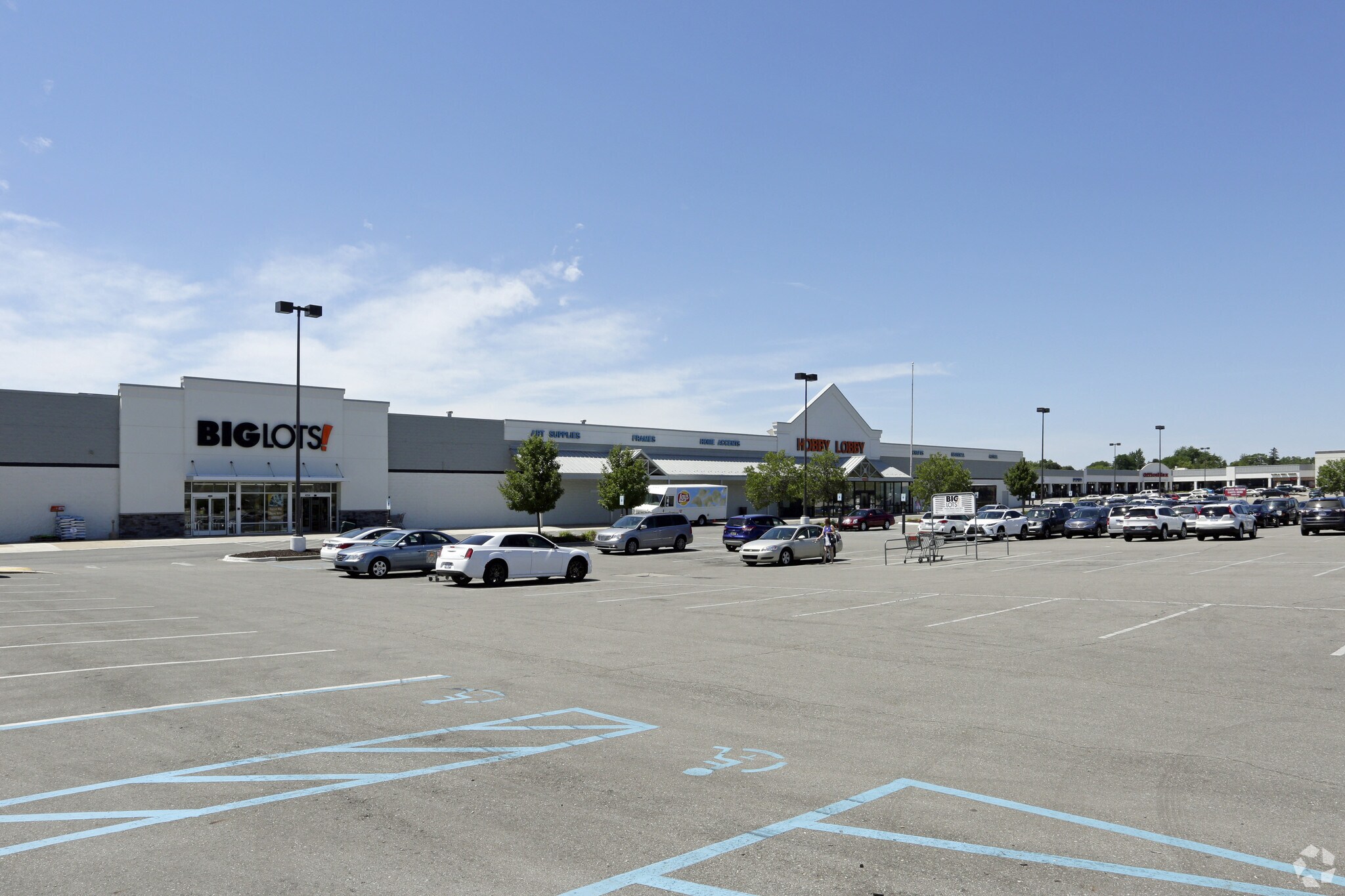 4120-4250 28th St SE, Kentwood, MI for sale Primary Photo- Image 1 of 1