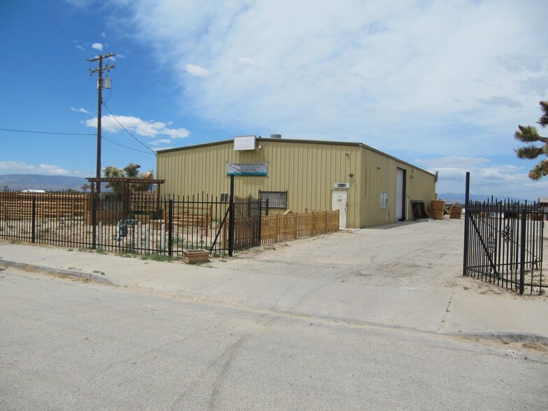 46135 Division St, Lancaster, CA for sale - Primary Photo - Image 1 of 1